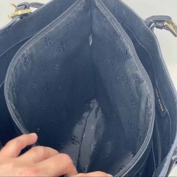 Tory Burch York Black Leather Large Buckle Tote - Picture 6 of 12